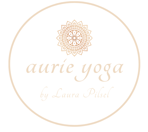 Starte deine Yoga-Reise in Olpe! Meine Anfängerkurse bieten eine sanfte Einführung in Asanas, Atemtechniken und Meditation. Ideal für Einsteiger, die mehr Balance, Flexibilität und innere Ruhe finden möchten. Melde dich noch heute an!